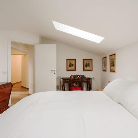 Appartamento Amazing Flat With Big Terrace And Private Car Park Verona Esterno foto